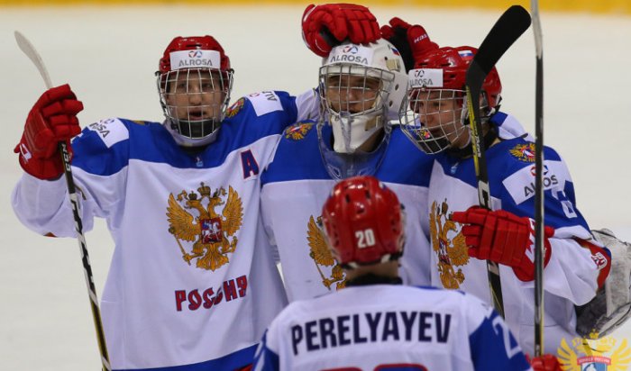 Россия победила Швецию в первом матче на юниорском ЧМ по хоккею‍