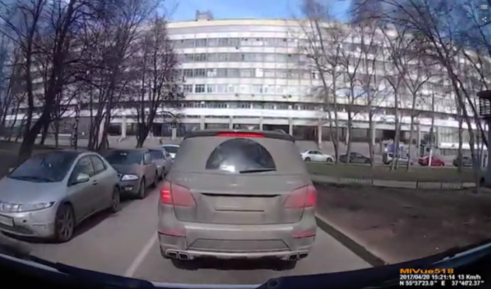 В Москве возбудили уголовное дело по факту блокирования детской скорой помощи (Видео)