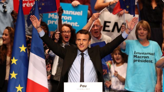 Макрон победил в первом туре выборов президента Франции‍