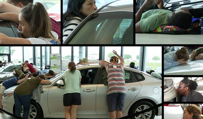 Американка 50 часов целовала машину, чтобы выиграть Kia Optima