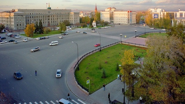 В центре Иркутска ограничат движение транспорта в период майских праздников