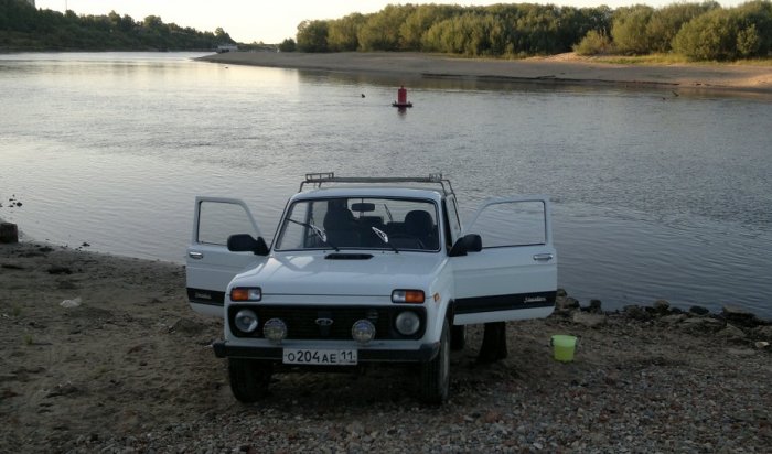В Усолье-Сибирском за мойку машин в водоемах штрафовали водителей