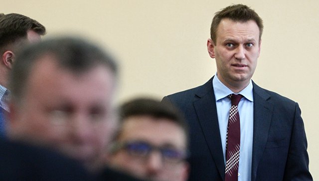 Суд обязал Навального удалить фильм о Медведеве и публикации об Усманове