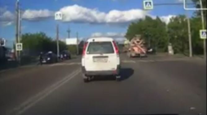 В Иркутске женщина-водитель сбила пешехода на «зебре»