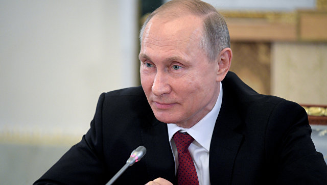 Владимир Путин пожаловался на недостаток времени для общения с внуками