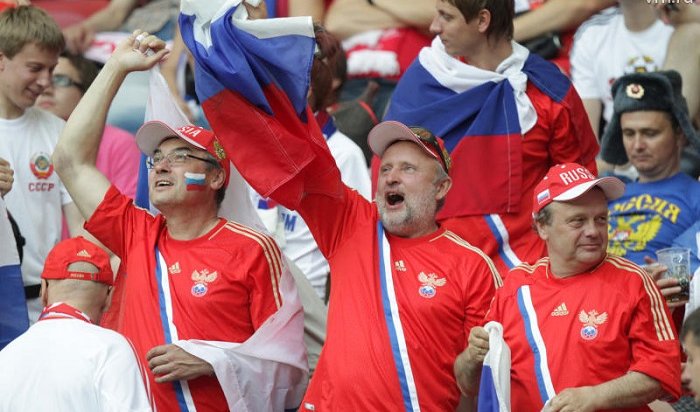 Сборная России прилетела в Москву на матч Кубка конфедераций с Португалией