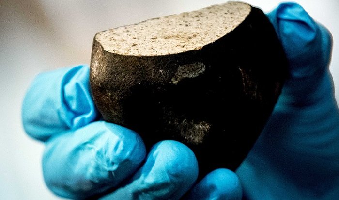 Метеорит возрастом 4,5 млрд лет упал на сарай в Нидерландах