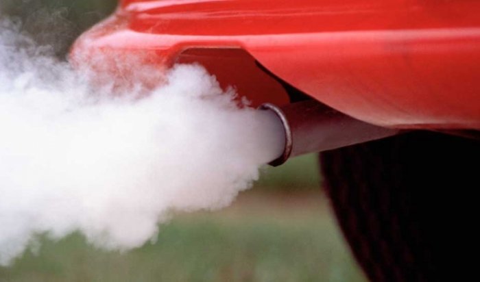 В Иркутске проверяют автомобили на токсичность выхлопных газов