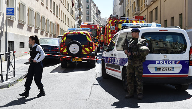 Во Франции неизвестные расстреляли людей возле мечети