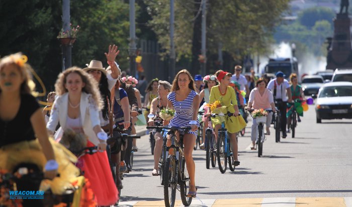 В Иркутске 5 августа пройдет костюмированный велопарад «Леди на велосипеде»
