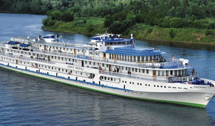 В Усть-Кутском районе  судебные приставы обязали речной порт лицензировать теплоходы