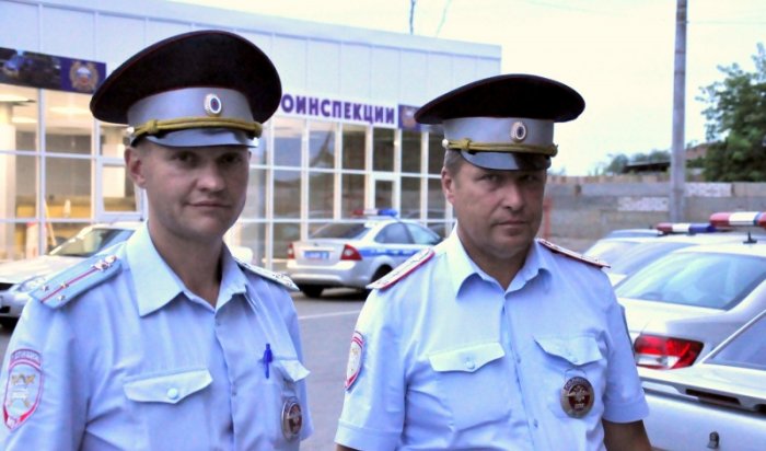 В Иркутске инспекторы ДПС помогли доставить годовалого мальчика в больницу