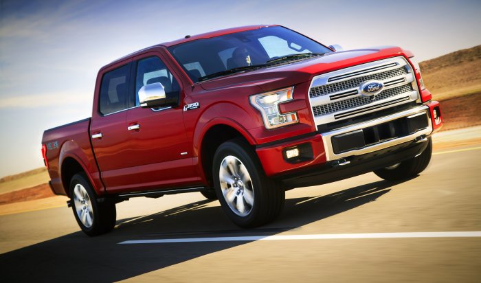 Ford отзывает около 117 тысяч автомобилей из-за дефектов ремней безопасности