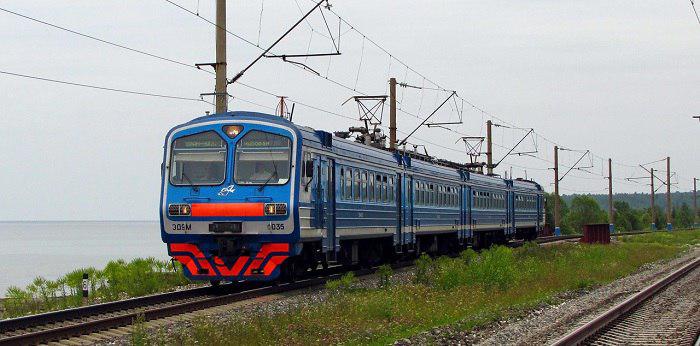 Автобусы будут доставлять пассажиров к пригородным поездам на участке Байкальск-Выдрино