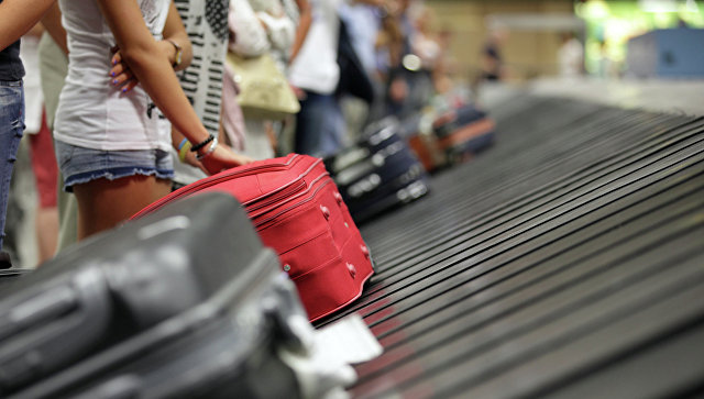 Путин подписал закон об отмене норм бесплатного провоза багажа