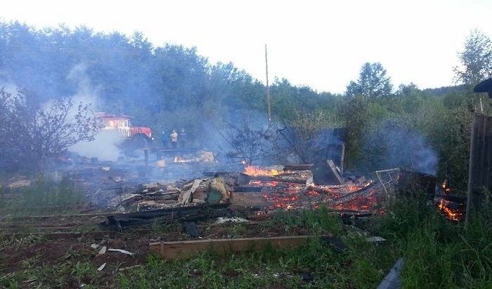 Четыре человека погибли на пожарах в Приангарье за прошедшую неделю