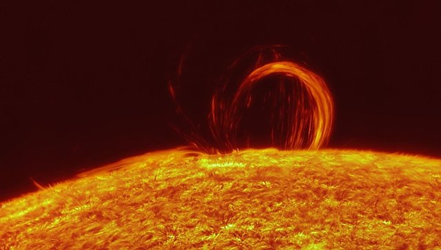 На Солнце произошла мощнейшая за 12 лет вспышка