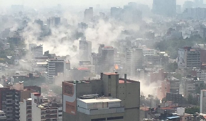 В Мексике жертвами землетрясения стали почти 140 человек
