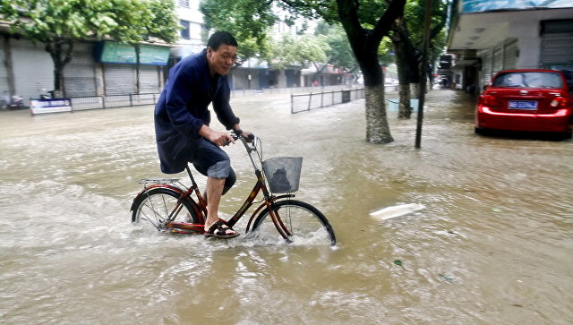 В Китае из пострадавших от ливней районов эвакуировали 1,5 тысячи человек
