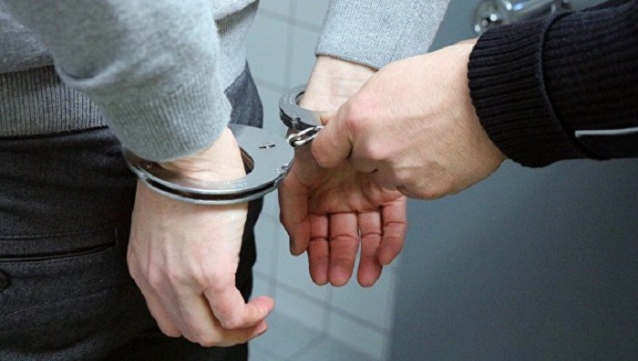 В Москве мужчину обвинили в пяти годах насилия над несовершеннолетней дочерью