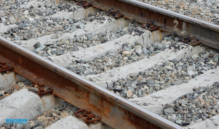 В Братском районе 10-летний мальчик попал под поезд