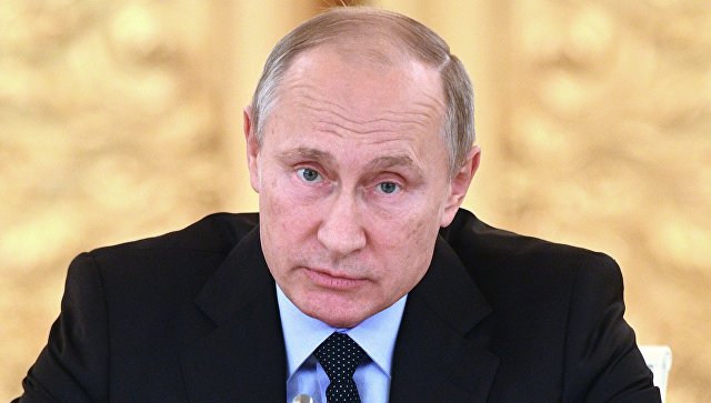 Путин: «Кто-то целенаправленно собирает биологический материал россиян»