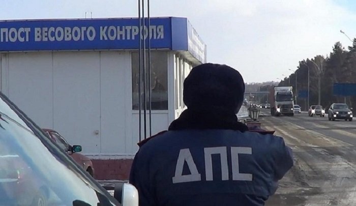 Иркутские полицейские проверили водителей-мигрантов