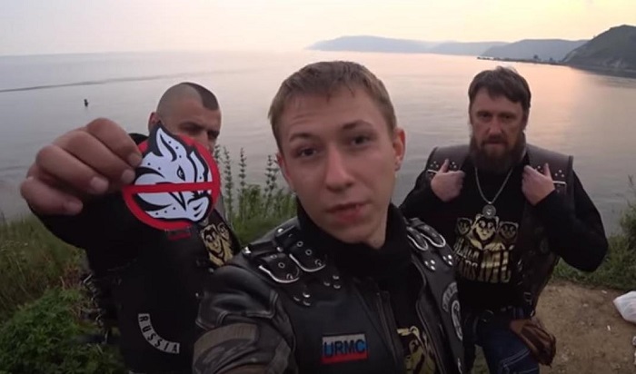 Иркутская команда байкеров «Черные медведи» начала борьбу «со свинством» на берегу Байкала (Видео)