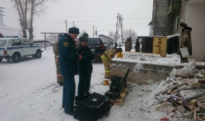 В Усть-Куте специалисты МЧС приступили к диагностике жилого дома, где произошел взрыв