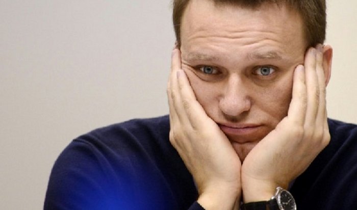 «Сижу дома и ем пельмени»: Навальный ответил на фейк о своей гибели