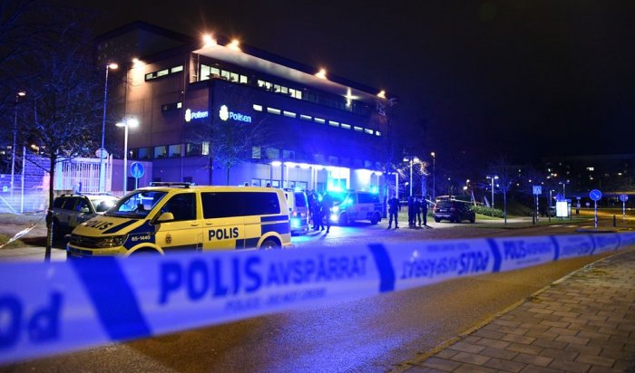 В Швеции у полицейского участка взорвалась самодельная бомба