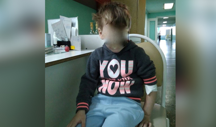 В Иркутске на улице Розы Люксембург найден 3-летний ребенок в одной пижаме (Видео)