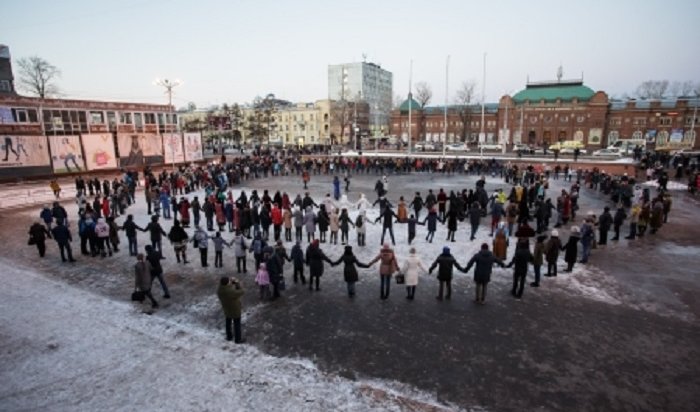 В Иркутске прошел танцевальный флешмоб «Глобальный ёхор»