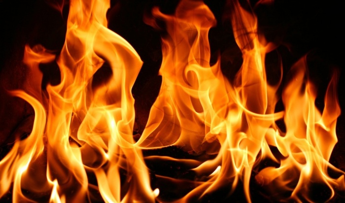В минувшие выходные на пожаре в Ангарске погибли два человека