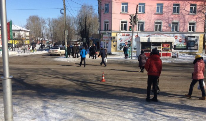 В Черемхово разыскивают водителя, сбившего ребенка на пешеходном переходе