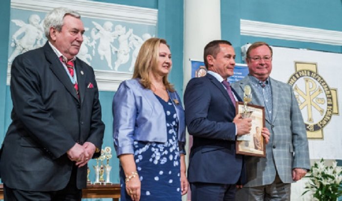 Мэр Иркутска получил международную премию за патриотическое воспитание молодежи