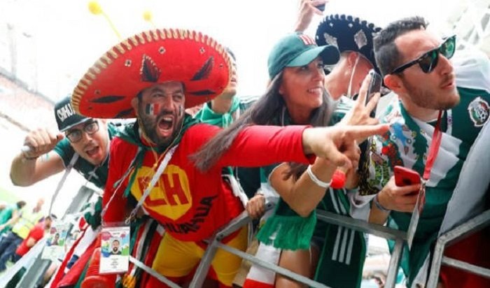 ФИФА открыла дисциплинарное дело против Мексики за гомофобные скандирования фанатов