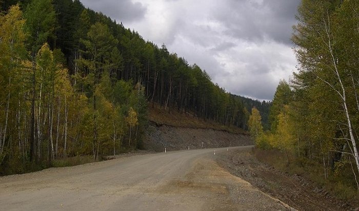 Почти 24 км дороги на Большое Голоустное реконструируют в этом году