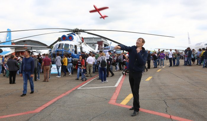 В Иркутском аэропорту праздник по случаю Дня воздушного флота собрал 13 тысяч человек
