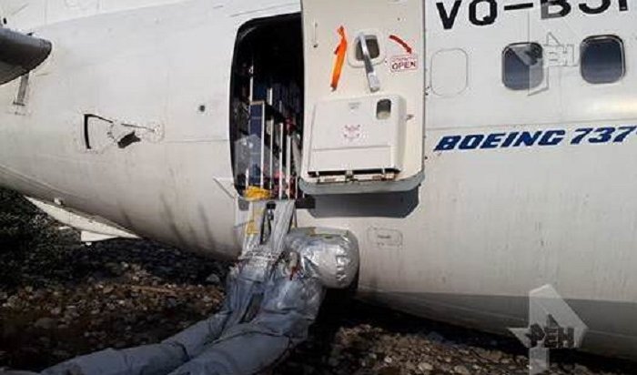 В Сочи после аварийной посадки самолета пострадали 18 человек