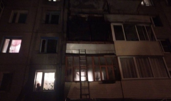 В Иркутской области сотрудники МЧС спасли на пожарах 11 человек за сутки