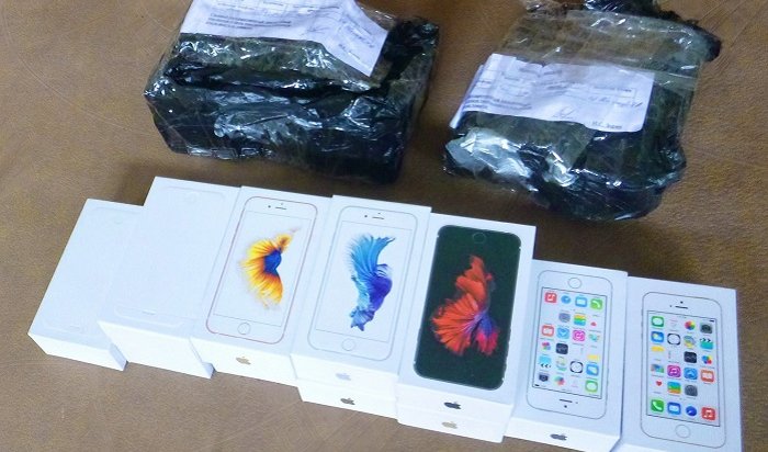 В Иркутске изъяли 11 поддельных смартфонов iPhone (Видео)