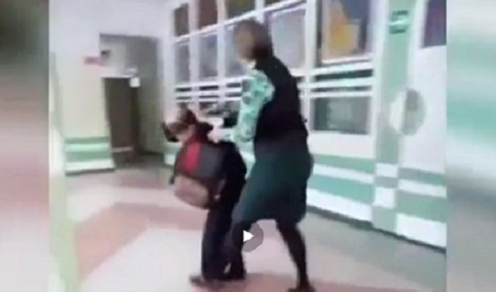 Учительница в Комсомольске-на-Амуре избила второклассника (Видео)