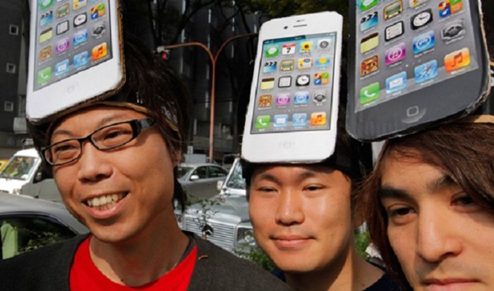 Бедные китайцы покупают iPhone, а богатые — Xiaomi и Huawei