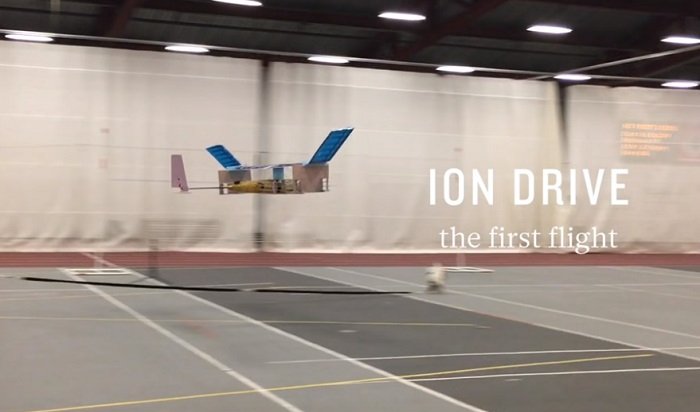 Инженеры МИТ создали первый в мире самолет на «ионном ветре» (Видео)