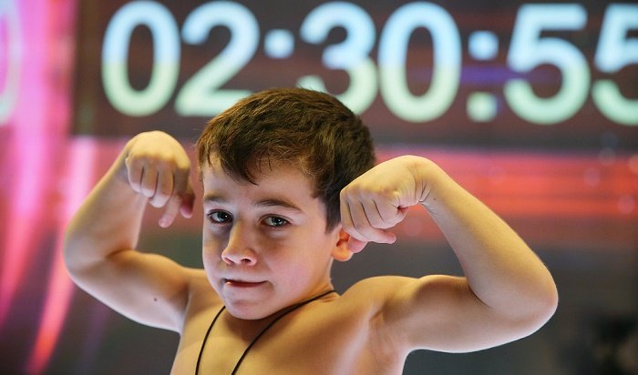 5-летний чеченец отжался на 6 мировых рекордов (Видео)