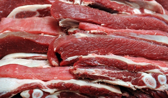 В Иркутске препятствуют уличным торговцам мясом и рыбой