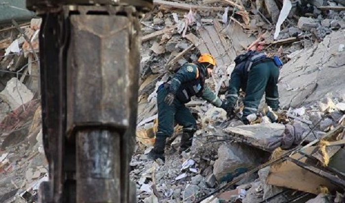Число жертв обрушения дома в Магнитогорске выросло до 37