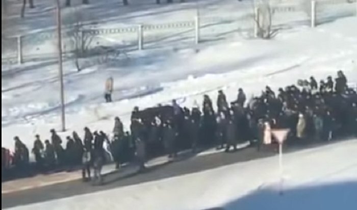 МВД прокомментировало видео похорон авторитета Зарубы в Амурске (Видео)
