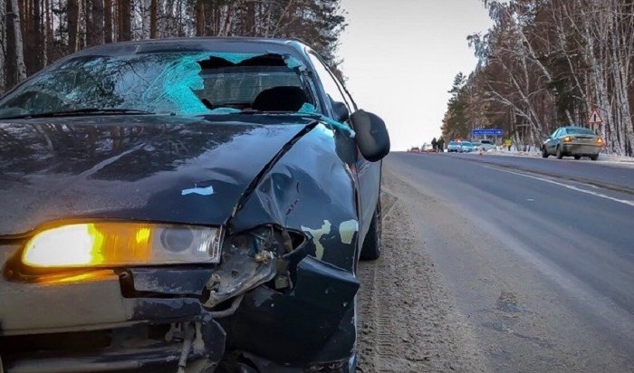 Водитель Toyota Sprinter Marino сбил насмерть 69-летнюю женщину под Иркутском (Видео)